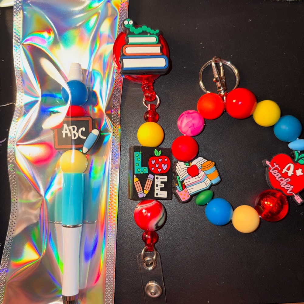 Kids Teacher-Themed Beaded Badge Reel and Pen Set - Red, Blue, Yellow